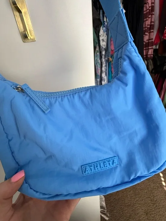 NWT Athleta Sky Blue Crossbody Bag Adjustable Strap |All About Mini Crescent Bag - Picture 5 of 9